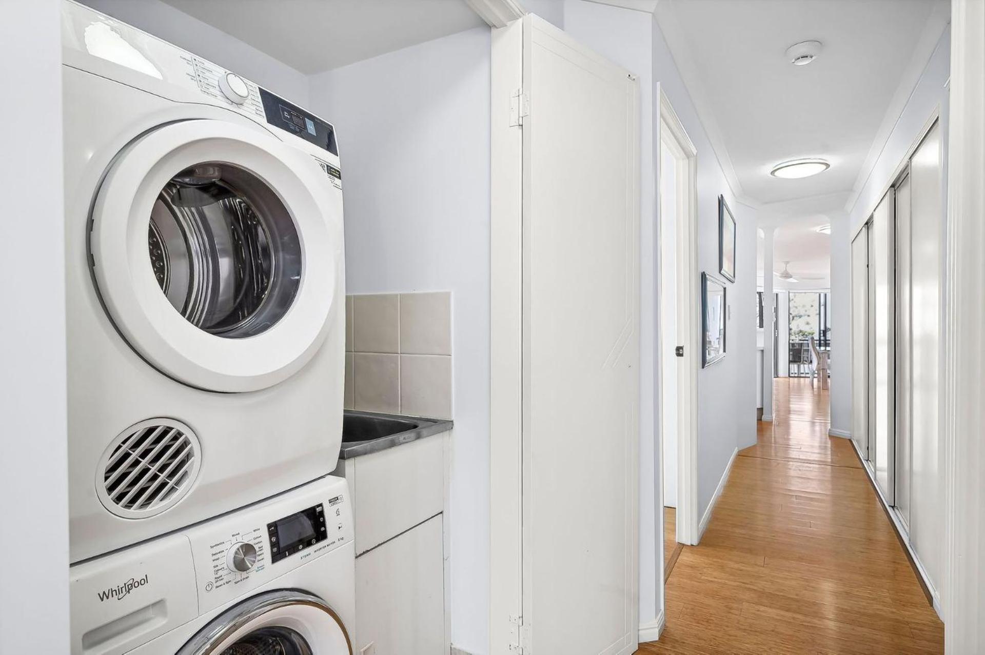 Unit 8 'The Rocks' Apartment Кулъм Бийч Екстериор снимка